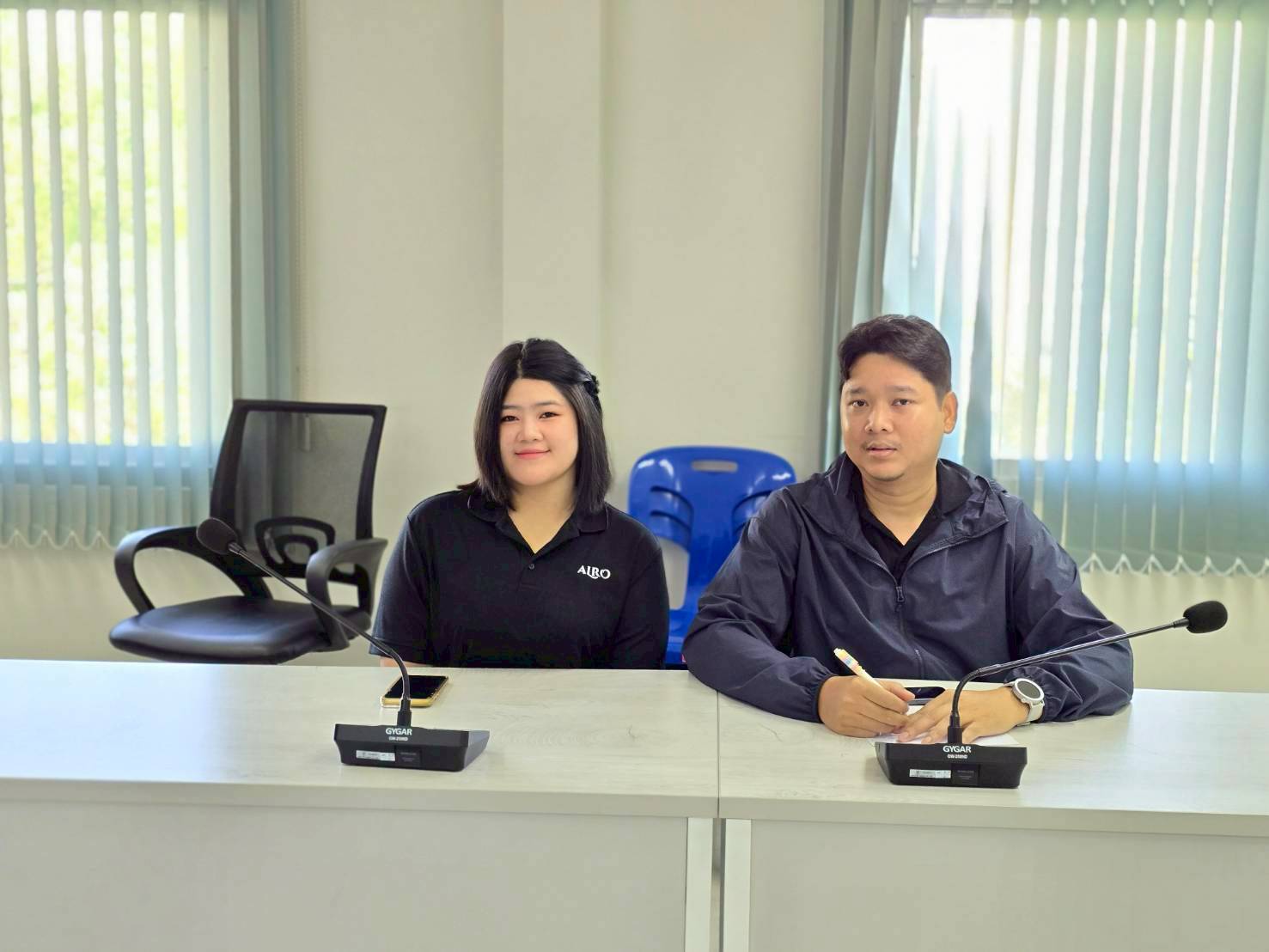 title - ปฏิรูปที่ดินจังหวัดเพชรบุรี พร้อมด้วย เจ้าหน้าที่ ส.ป.ก.เพชรบุรี ต้อนรับคณะติดตามการดำเนินงานโครงการพัฒนาธุรกิจชุมชน กิจกรรมพัฒนาธุรกิจชุมชนในเขตปฏิรูปที่ดิน